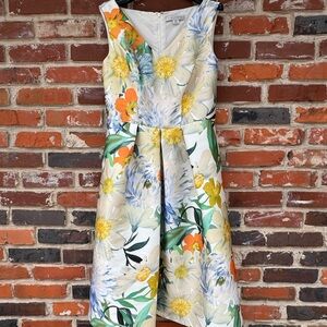 Kay Unger Elegant Cream Floral Dress Size 8